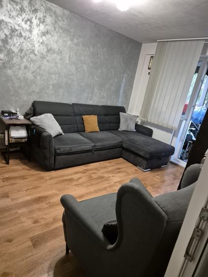 Apartament 3 camere Aleea Vergului Bl 18 , sect 2 - 8