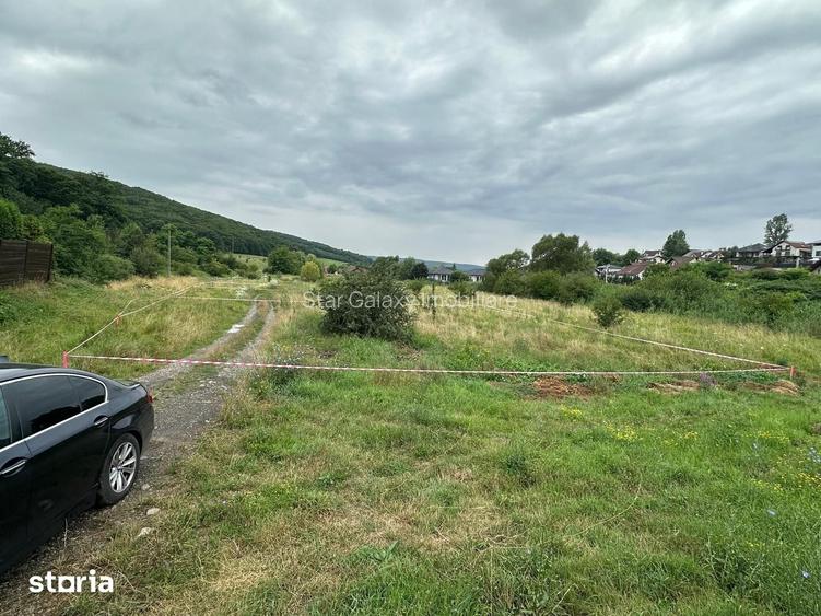Vand parcele de teren in Corunca inte 440 si 600 mp