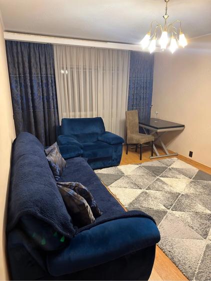 Apartament cu 3 camere decomandat în City Park Mall