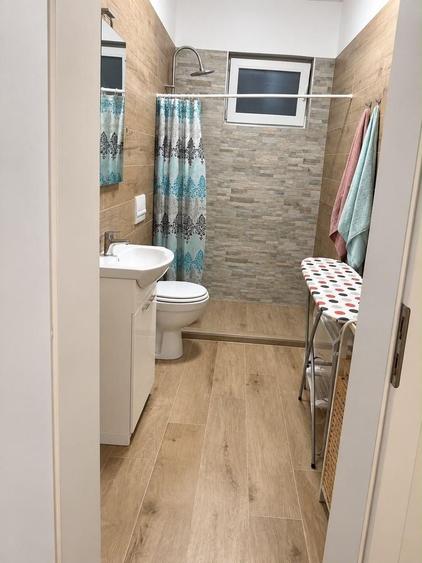 Duplex cu 3 camere cu Canalizare în Bucovăț (Remetea Mare)