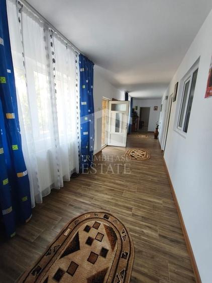 Casă individuală cu 5 camere cu Canalizare în Poiana