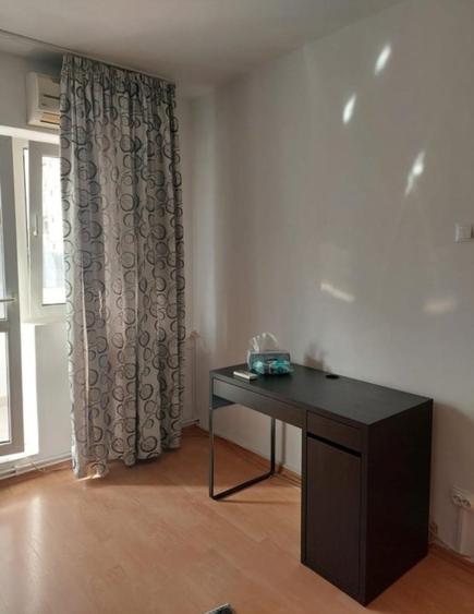 Apartament cu 2 camere decomandat în Crângași