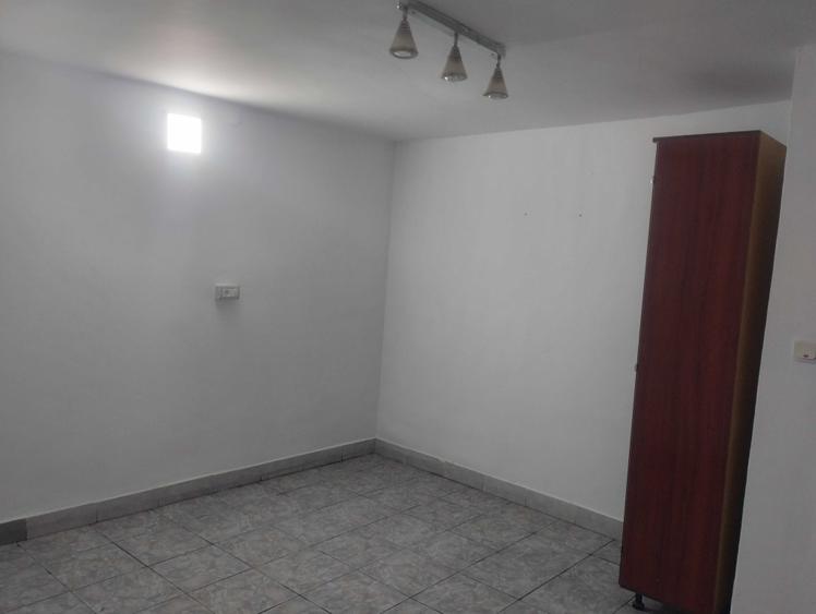 Spațiu comercial, de 14 mp, în Republicii
