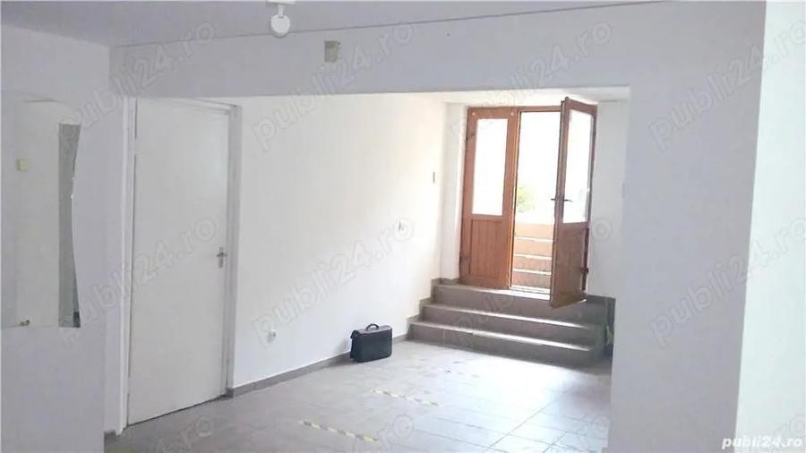 Spațiu comercial, de 45 mp, în Semicentral