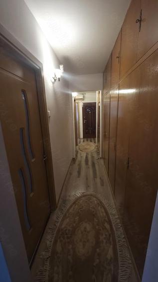 Apartament 3 camere, decomandat, central - 2