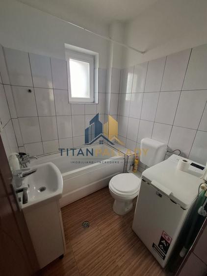 Apartament cu 2 camere decomandat în Berceni