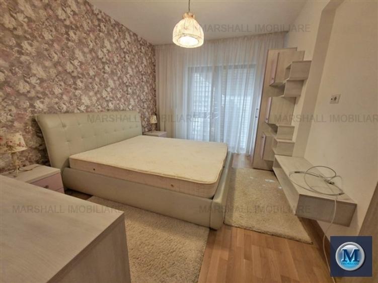 Apartament cu 3 camere decomandat în Albert