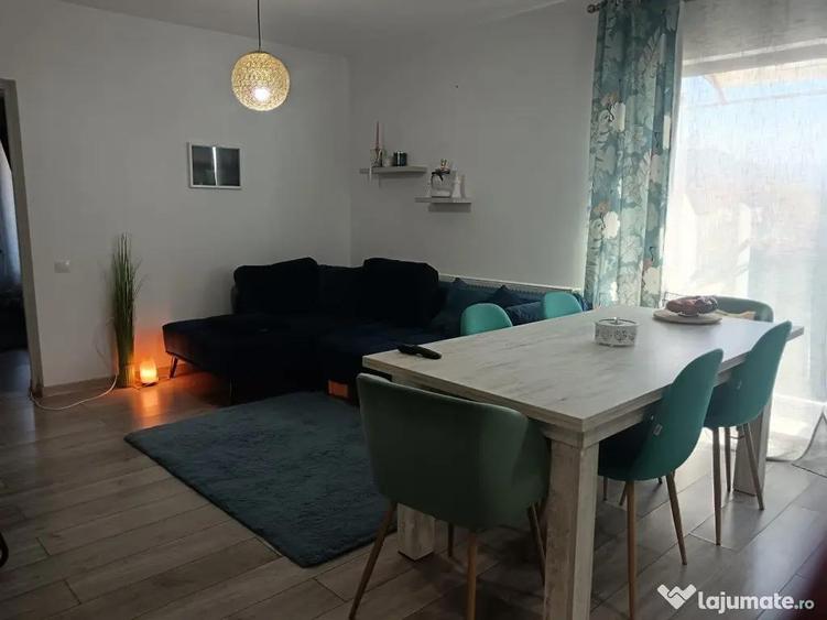 Apartament cu 2 camere semidecomandat în Central