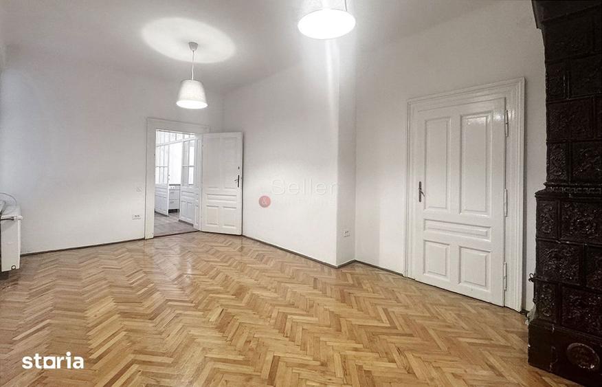Apartament cu 3 camere, mobilat în Centrul Istoric