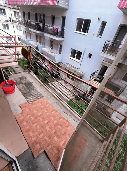 Garsonieră decomandată în Central