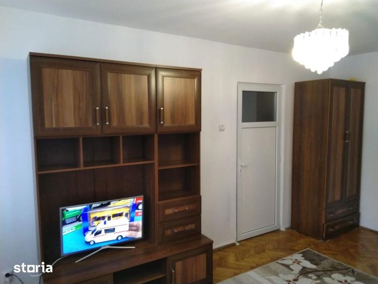 Apartament cu 2 camere semidecomandat zona Podul Ros sensul giratoriu - 6