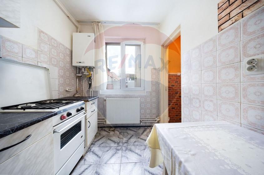 Apartament cu 3 camere circular în Noua