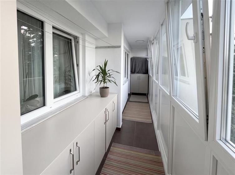 Apartament cu 3 camere decomandat, mobilat în George Enescu