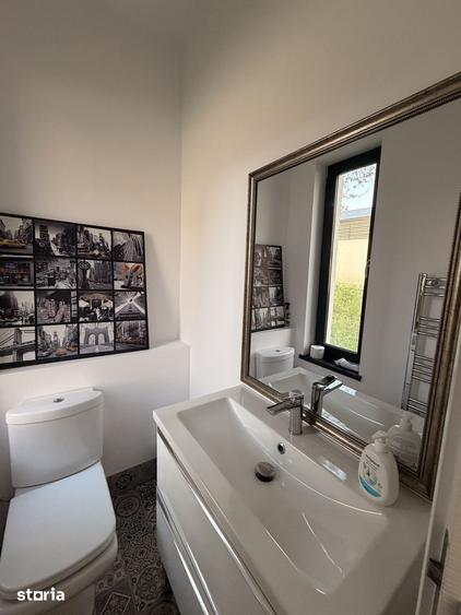 Casă cu 4 camere cu Teren 875 Mp în Măgureni
