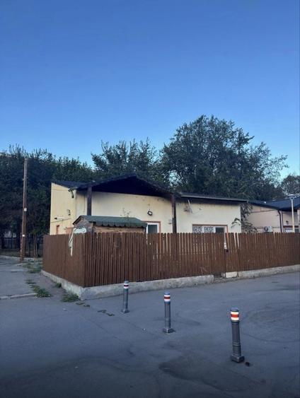 Casă cu 4 camere cu Teren 175 Mp în Central