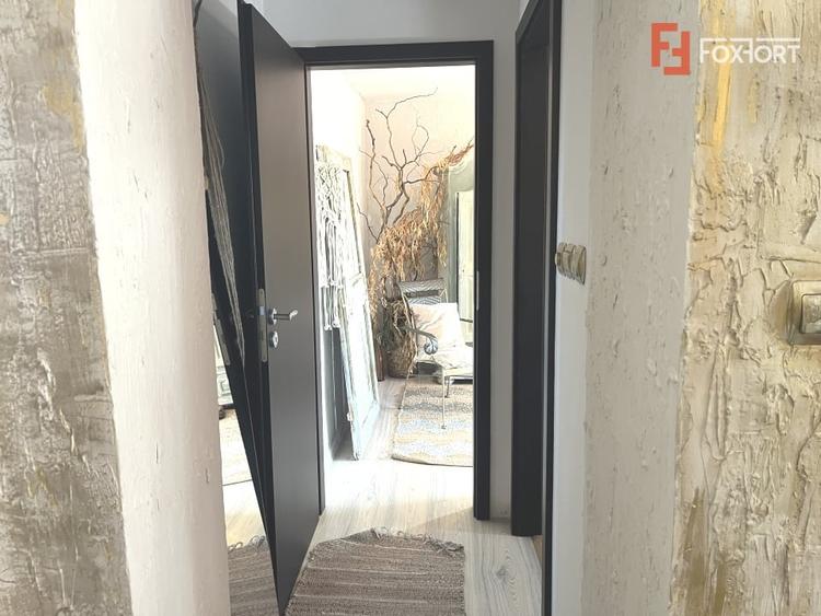 Apartament cu 4 camere decomandat, mobilat în Lugoj