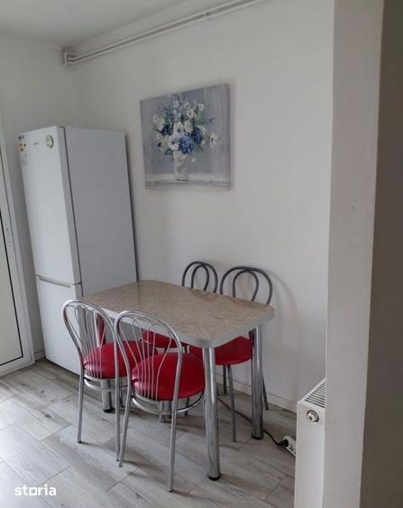 Apartament cu 2 camere decomandat în Lipovei