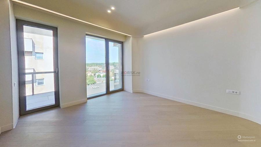 Apartament cu 5 camere circular în Pipera