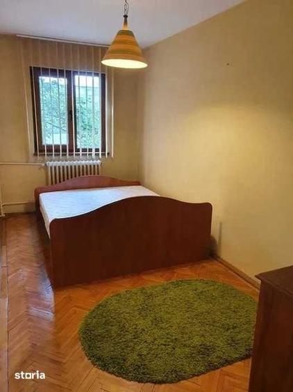 Apartament cu 3 camere semidecomandat în Dacia
