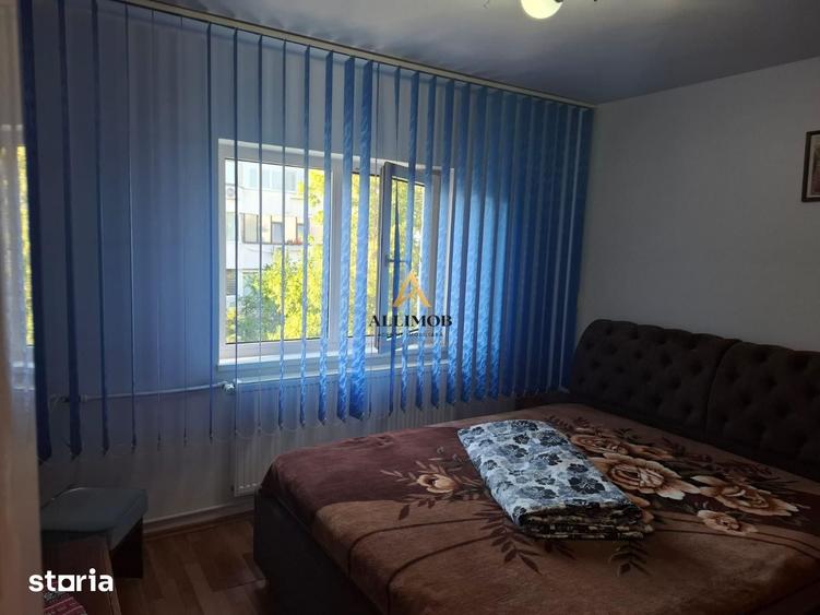 Apartament cu 2 camere decomandat în Pictor Rosenthal