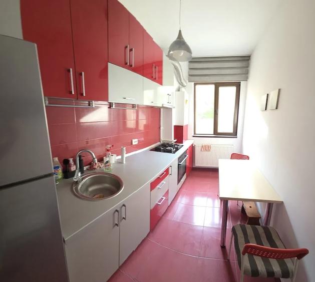 Apartament cu 2 camere decomandat, mobilat în Jiului