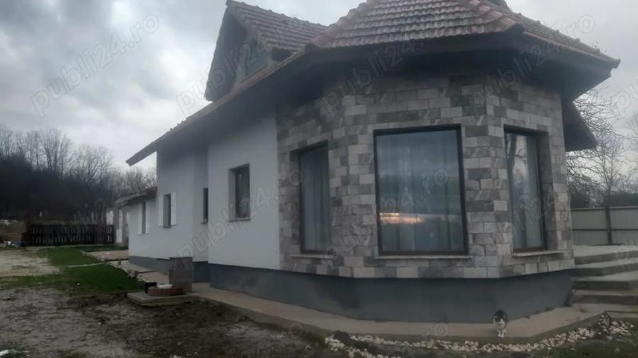 Vand in Jud Olt,Colone?ti casa ?i teren - 2