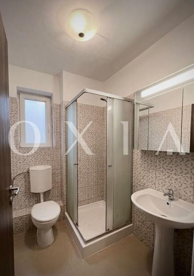 Apartament cu 4 camere semidecomandat, mobilat în Giroc
