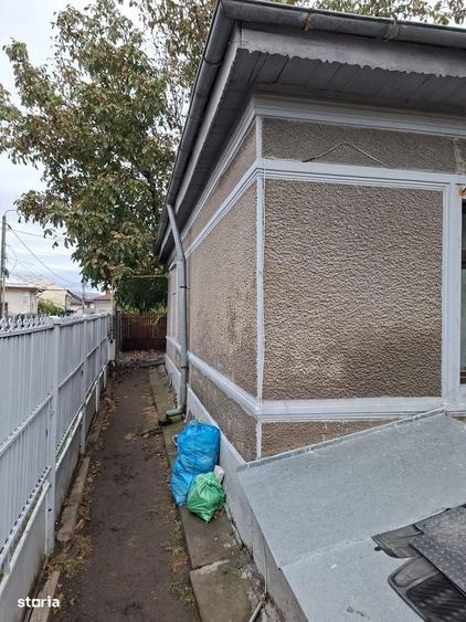 Casă cu 4 camere cu Teren 430 Mp în Central
