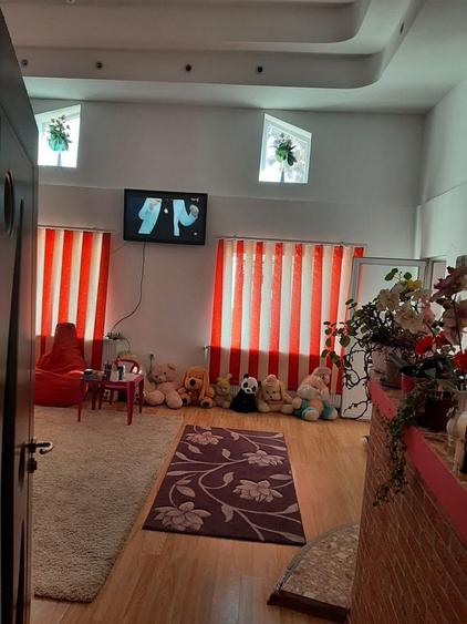 Casă cu 4 camere în Negreni
