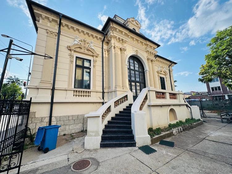 Spațiu comercial, de 440 mp, în Traian