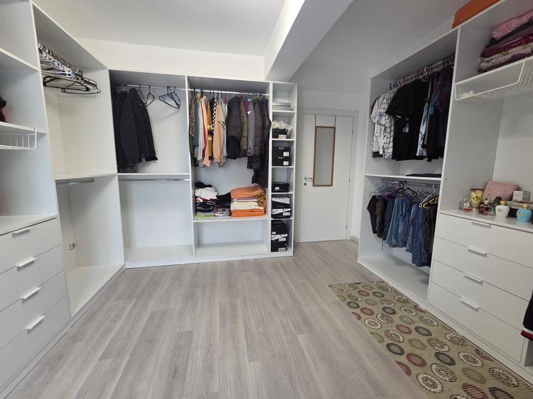 Duplex cu 4 camere cu Canalizare în Bragadiru