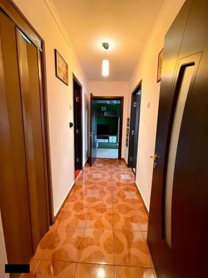 Apartament cu 2 camere decomandat în Basarabia