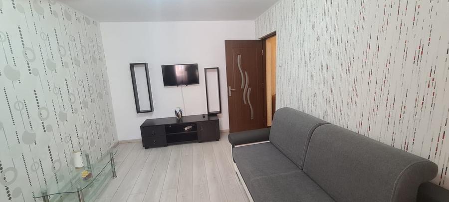 Apartament cu 2 camere decomandat în Bartolomeu