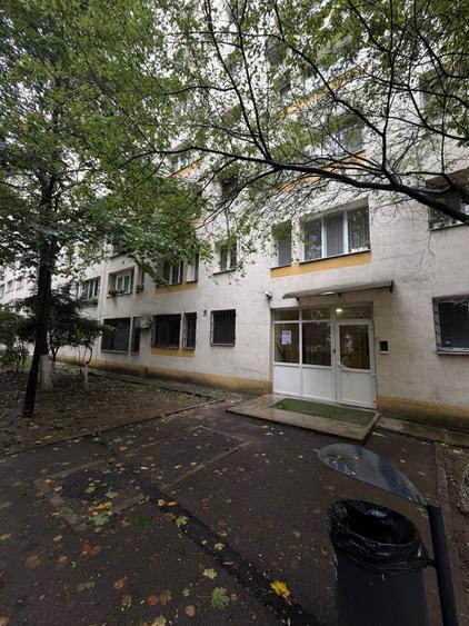 Apartament cu 2 camere decomandat în Bucur Obor