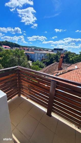 Apartament cu 2 camere decomandat în Ultracentral