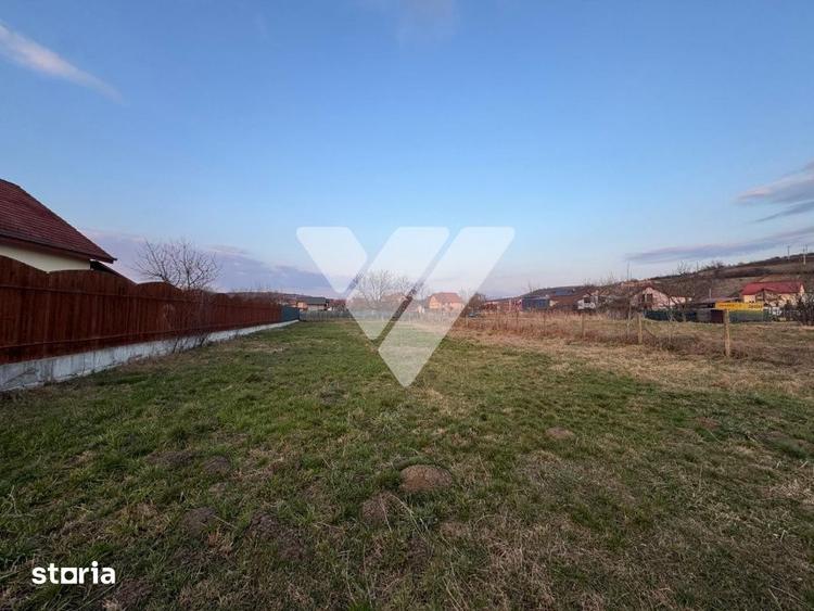 Teren intravilan de vanzare , 1030 mp, zona in dezvoltare Sura Mare Si - 2