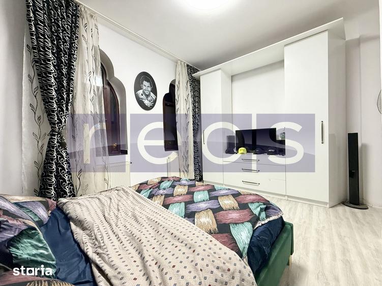 Apartament cu 4 camere semidecomandat în Universitate