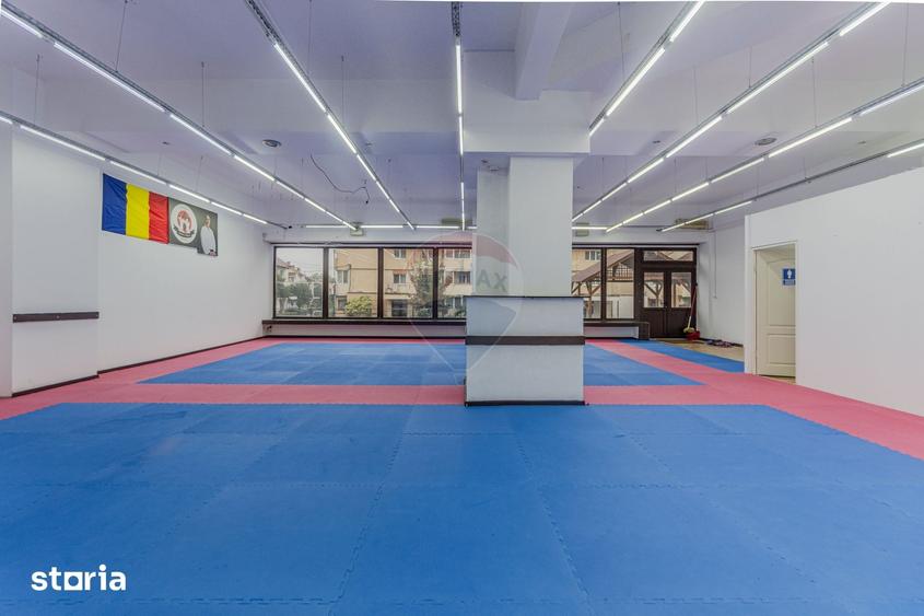 Spațiu comercial, de 170 mp, în Nord