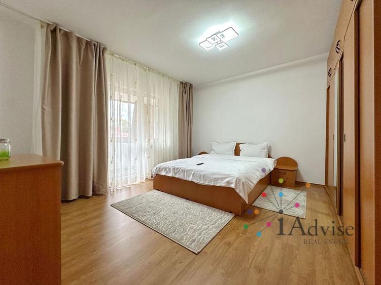 Apartament cu 3 camere decomandat în Central