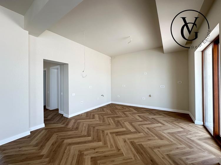 Casă individuală cu 6 camere cu Piscina în Ovidiu