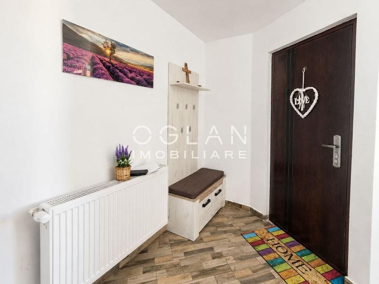 Apartament cu 5 camere decomandat, mobilat în Tineretului