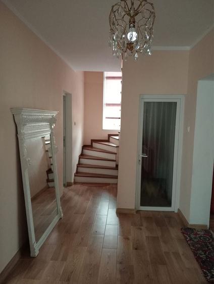 Casă cu 3 camere în Cerneteaz