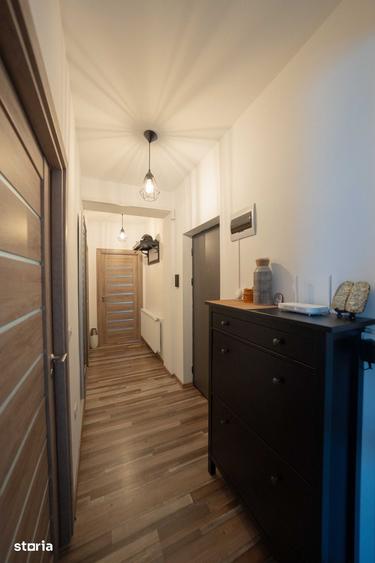 Apartament cu 3 camere decomandat în Cetate