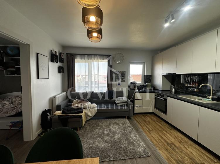 Apartament cu 3 camere decomandat, mobilat în Florești — fotografia 3