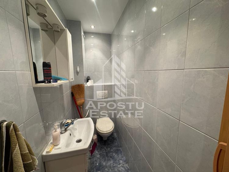 Casă individuală cu 6 camere cu Canalizare în Ciarda Roșie