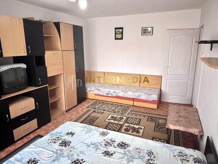 Apartament cu 2 camere decomandat, mobilat în Tolstoi