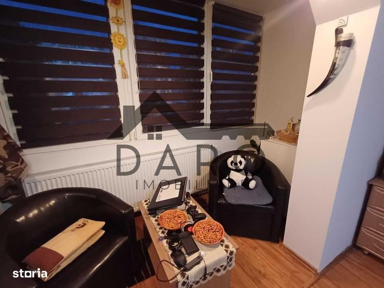 Apartament cu 3 camere în Dâmbu Pietros