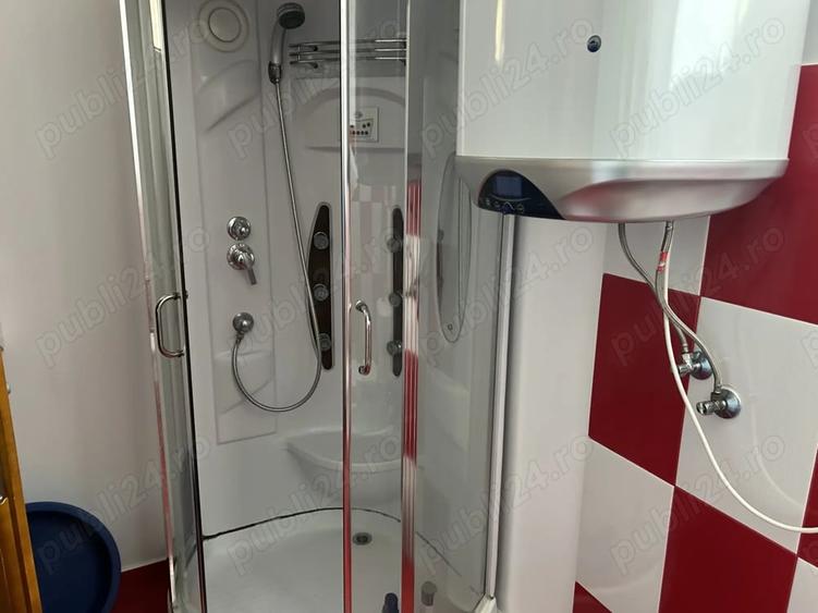 Casă cu 6 camere cu Teren 2700 Mp în Bocsig