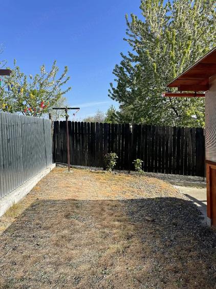 Casă cu 3 camere cu Teren 1352 Mp în Horia