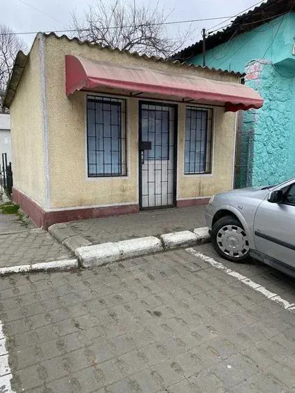 Spațiu comercial, de 16 mp, în Central